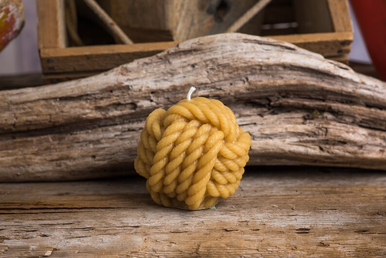 Nautical Monkey's Fist Beeswax Rope Candle Large Sea Oats