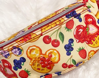 Mickey Waffle Bauchtasche / Crossbody Bag