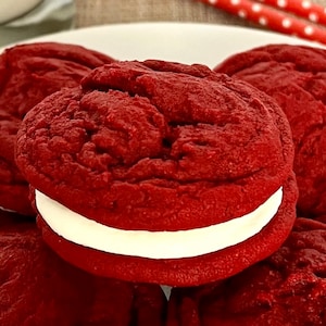 Biscuit sandwich velours rouge