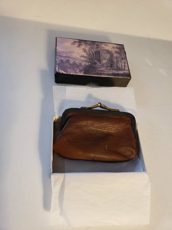 vintage brown leather change Gem