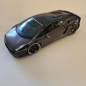 1/18 Lamborghini Gallardo Die Cast Model Collectible Detailed Opening Car