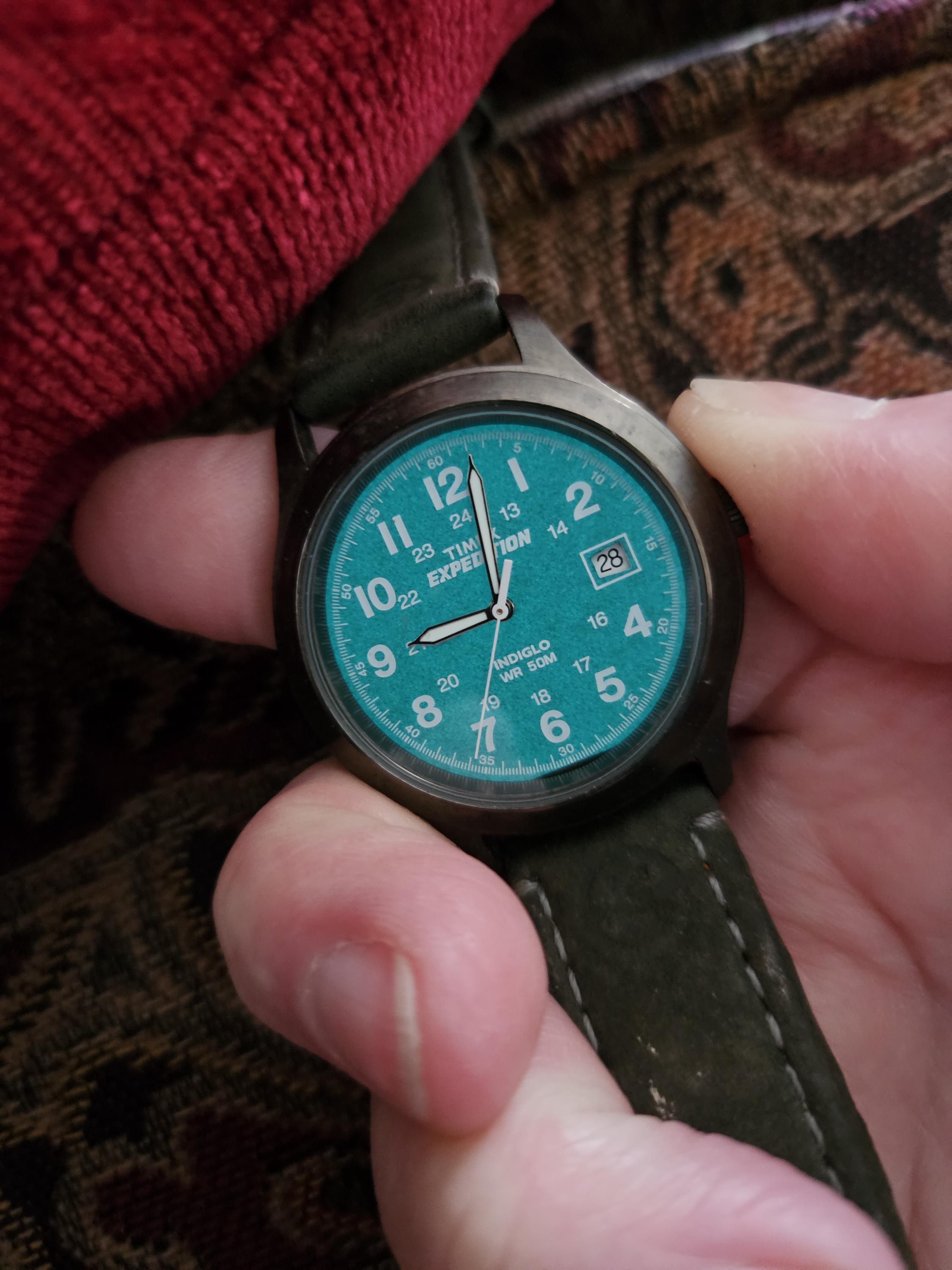 Timex Expedition Women display picture 3