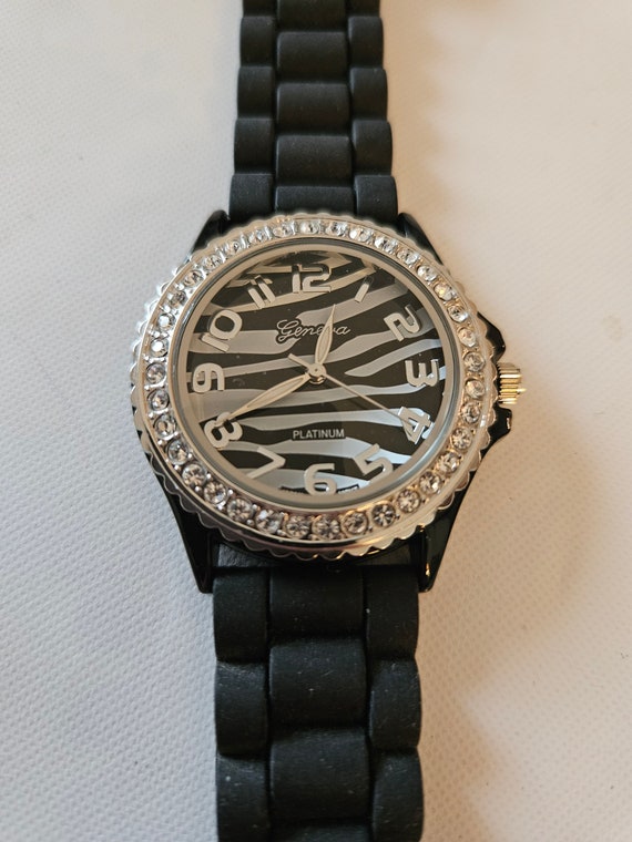 Geneva Black Safari Like Ladies Quartz Watch - Etsy display picture 1