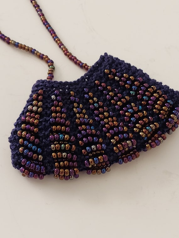 Native American hand beaded purse necklace - image 6