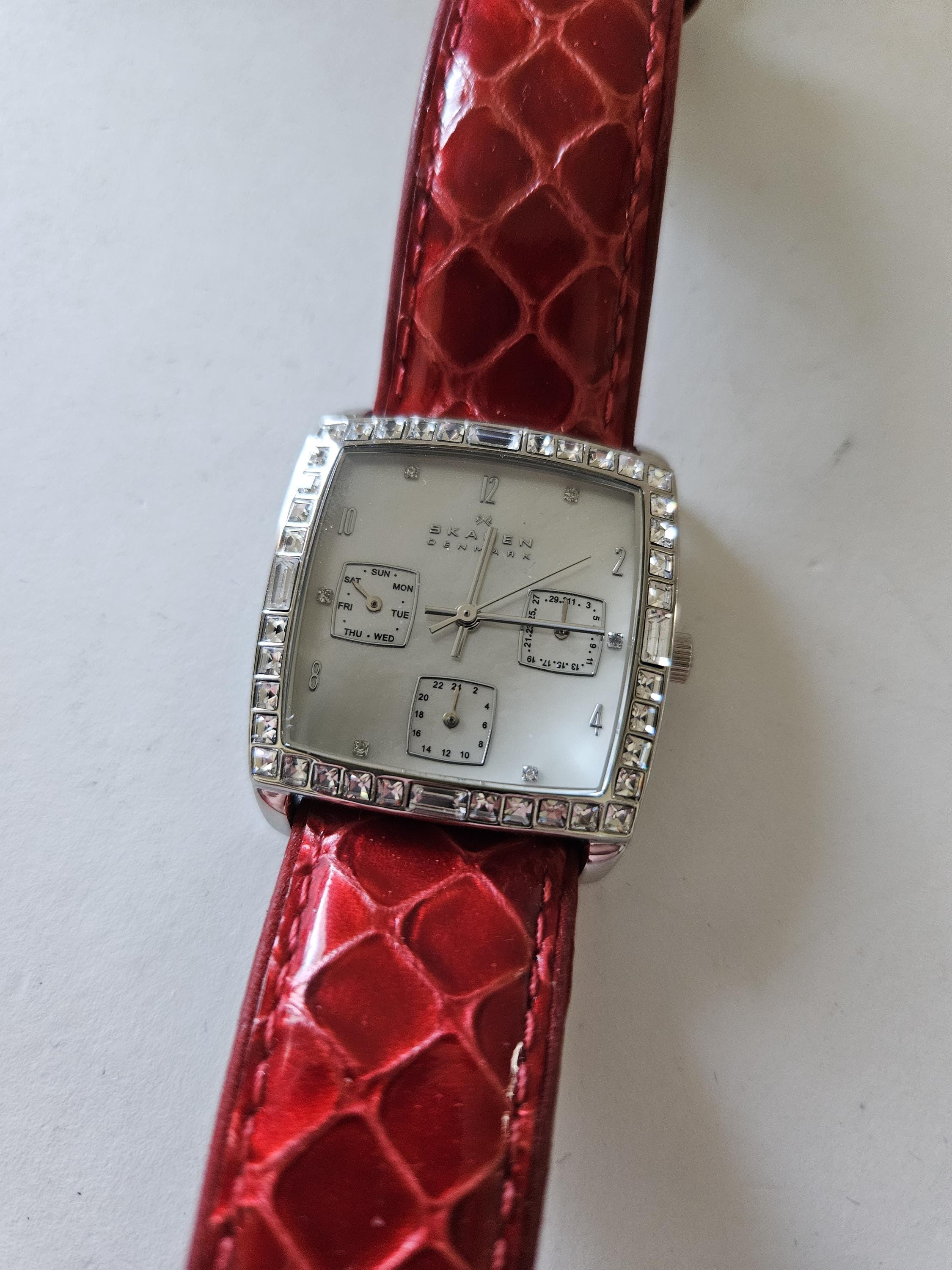 Skagen womens watch 30mm Mother of Pearl Dial Red Leather Band Rhinestones Skagen Women main image 4