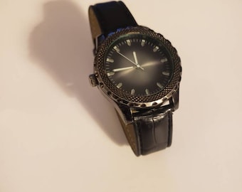 Classic unisex quartz watch