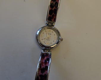 Vintage Ladies Infinity Quartz Watch - Etsy