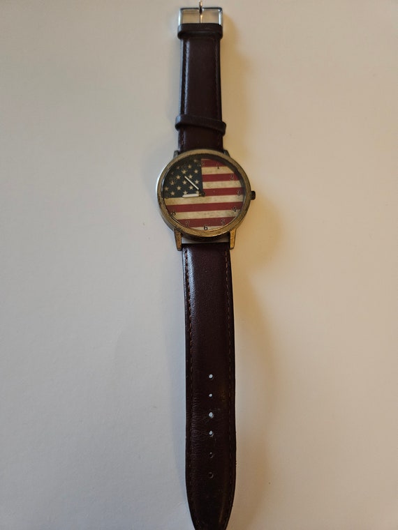 Vintage patriotic unisex watch