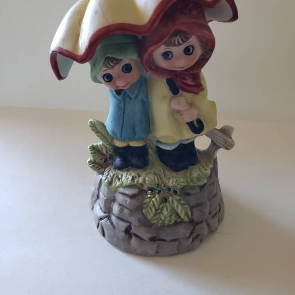 Berman and Anderson raindrops keep falling on my head musical figurine