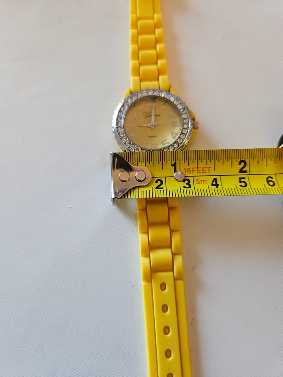 Geneva ladies quartz watch - image 4