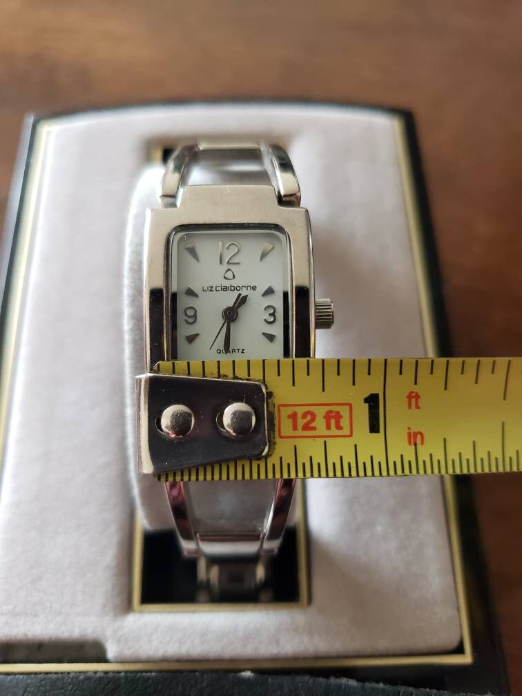 Reloj liz claiborne precio sale