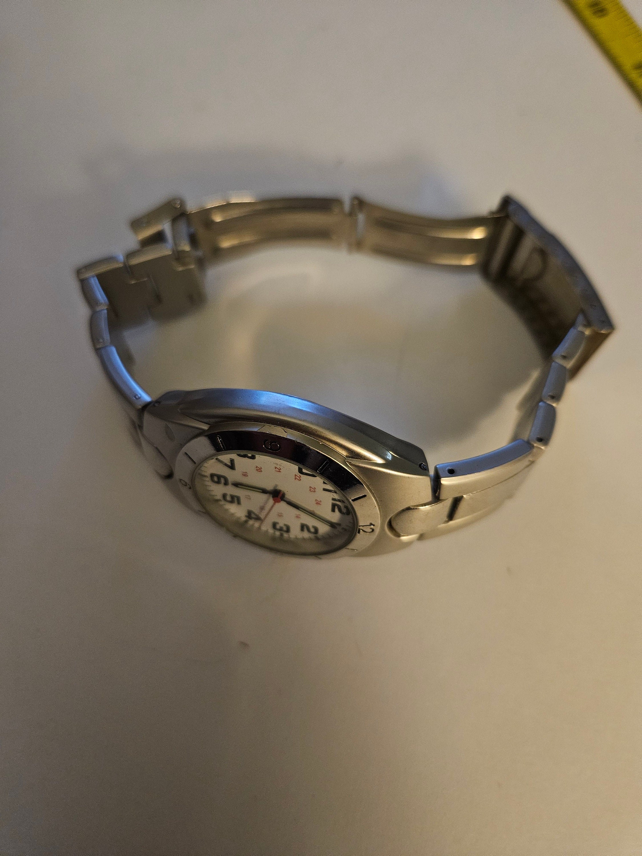 Mens Silvertone Quartz Watch