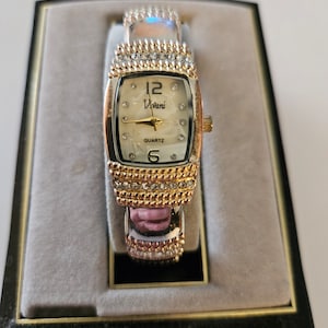 Vivani Quartz Watch - Etsy display picture 1