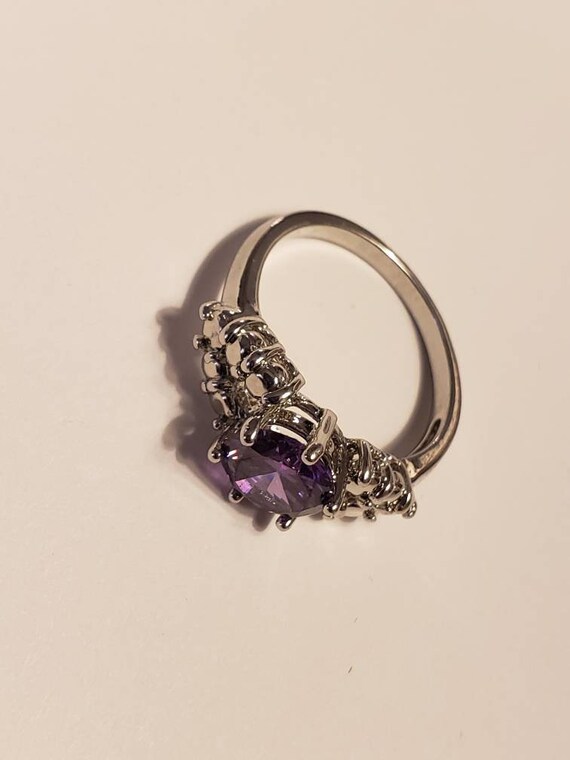 Silvertone Amythist ladies ring - image 6