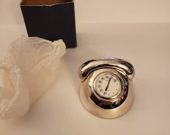 Miniature phone clock