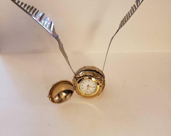Harry Potter™ Golden Snitch™ Clock Etsy