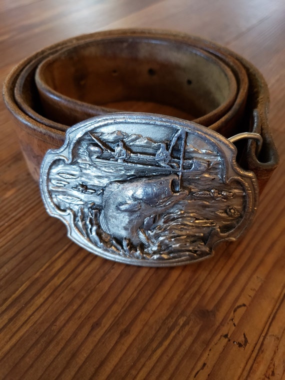 Dennis leather belt with bass fishing buckle