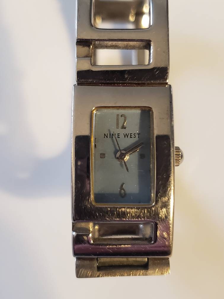 ? Nine West Silver Link Watch Nine West | Women main image 3