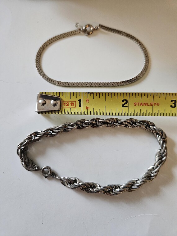 silvertone chain and two bracelets - image 2