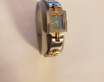 Ladies Van Duzer quartz bracelet watch
