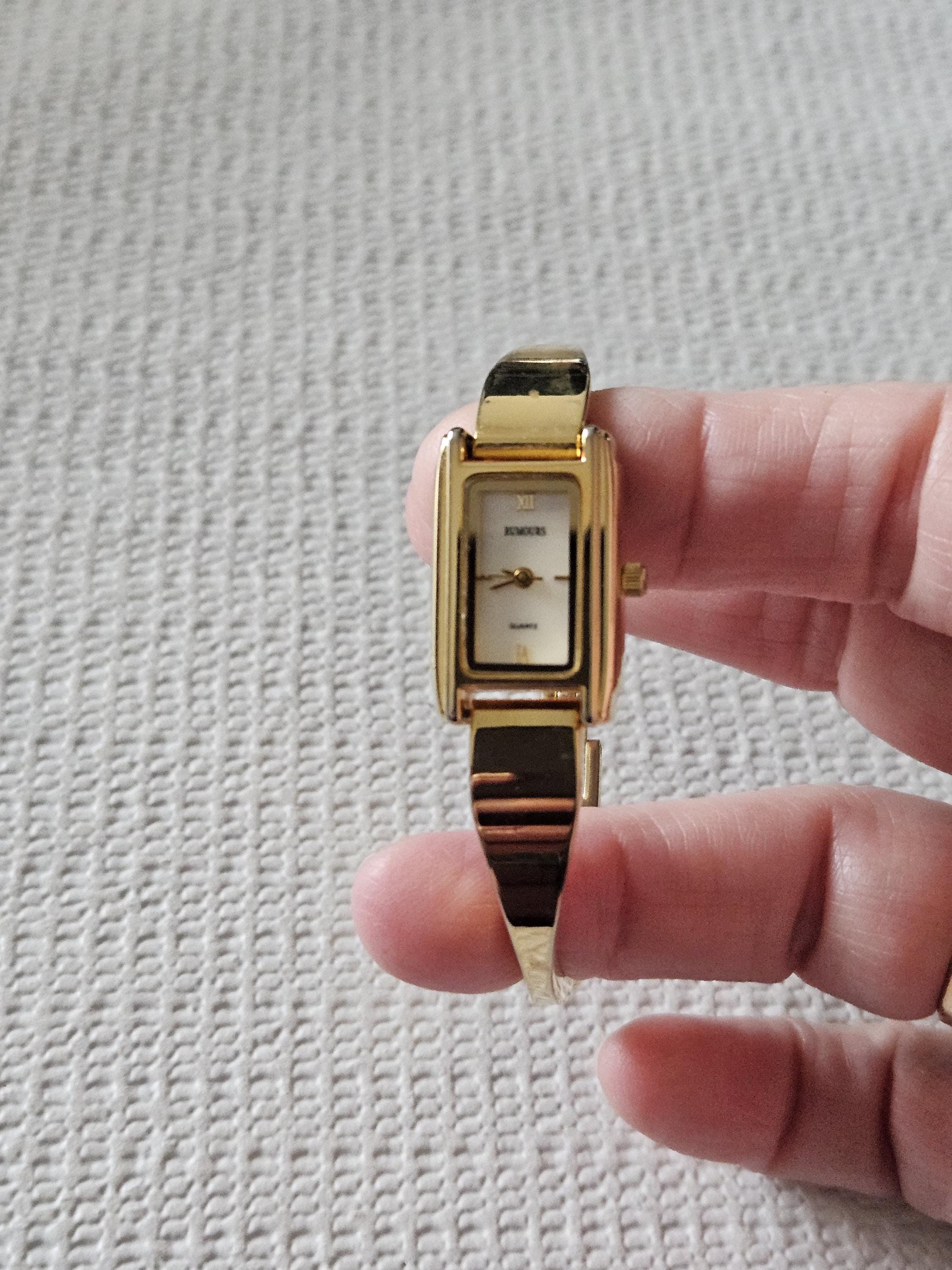 Rumours Watch Women Gold Tone Bracelet Band New Battery 6.75  display picture 1