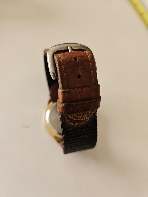 Relic quartz wristwatch with date - image 6
