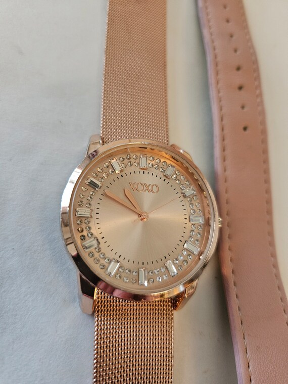 Xoxo: Rose gold watch XOXO 0920 Womens Watch Rose Gold Tone Crystal Accents White  main image 4