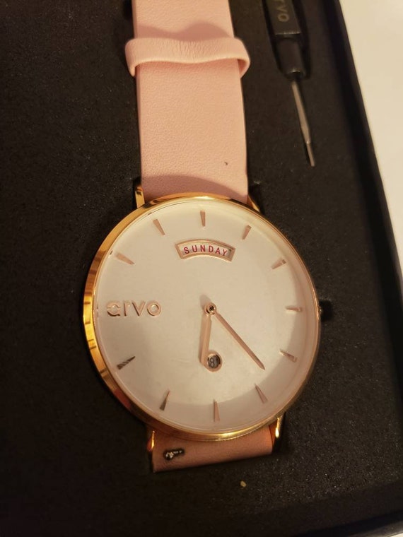 Ladies Arvo Awristacrat Watch - Gold - Blush Leather Band - Etsy display picture 3