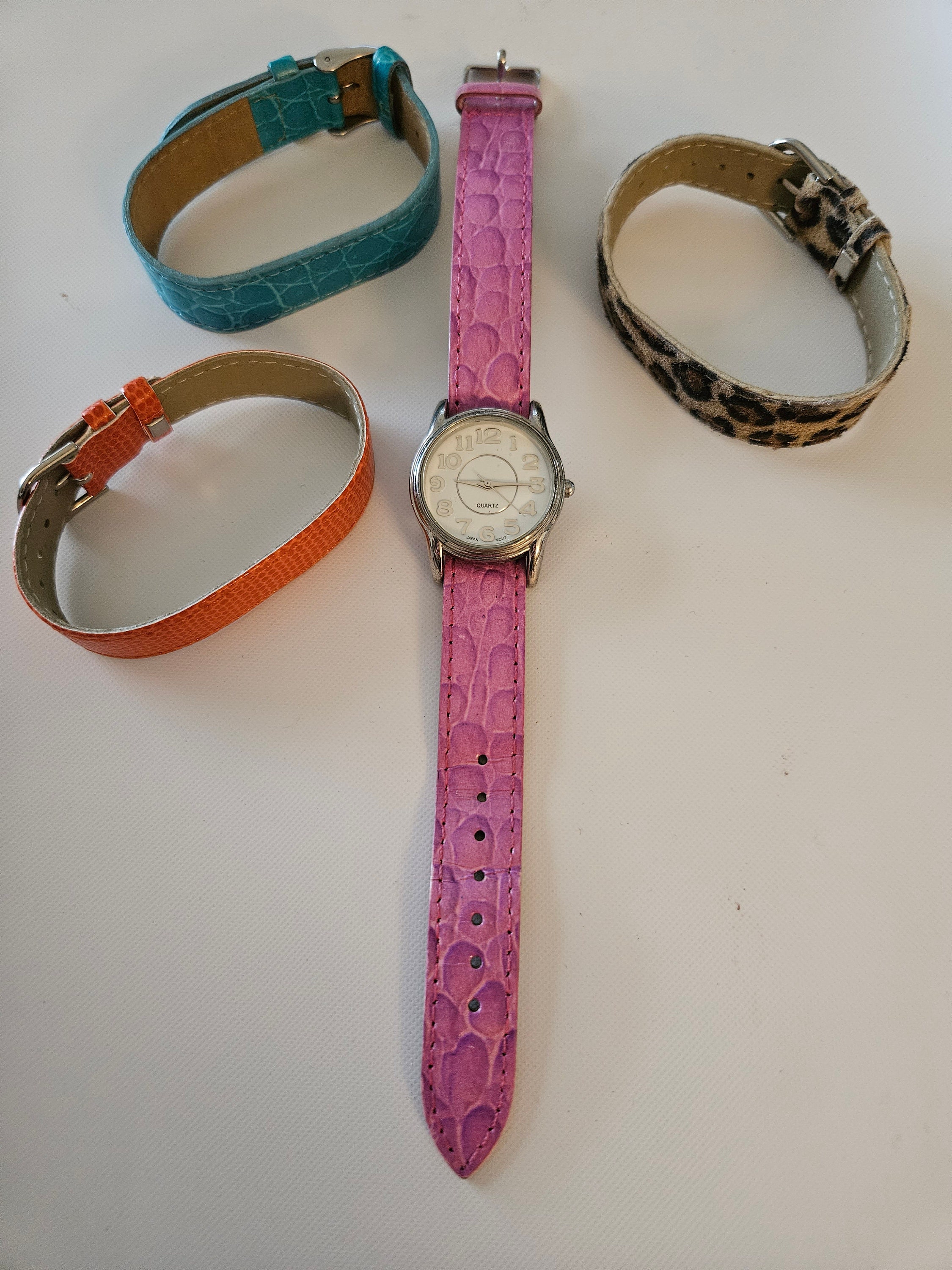 Women's watch with changeable bands new arrivals
