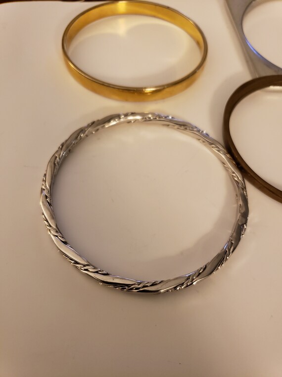 Five bangle bracelets - image 3