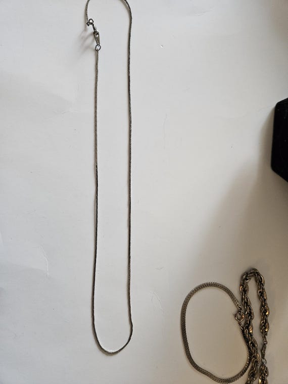 silvertone chain and two bracelets - image 1