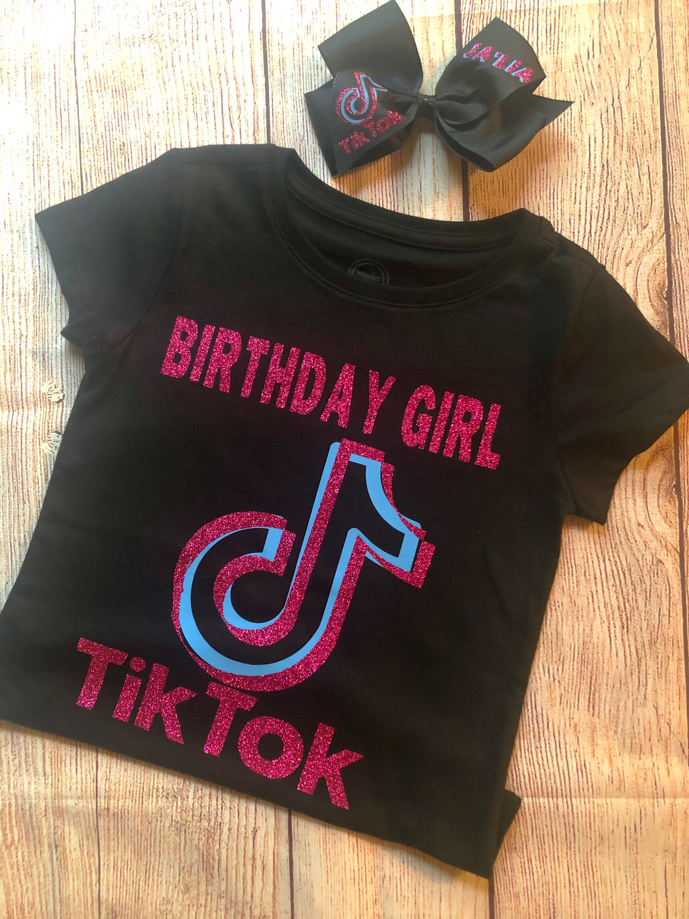 tik tok shirt knot hack