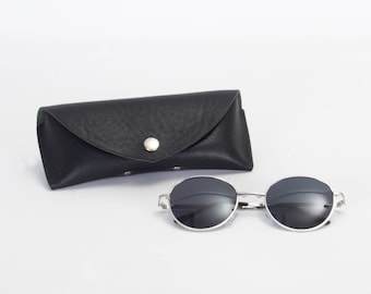 Handmade Black Leather Sunglasses Case, Vegetable Tanned Glasses Pouch