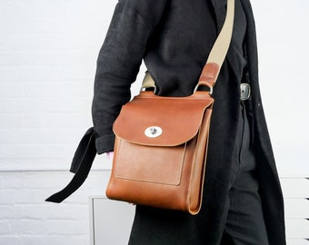 Small Vltn Leather Crossbody Bag for Man in Fondant/light Ivory