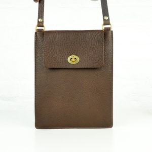 Cuir Brown Handmade Sac à bandoulière Moyen Slim Turnlock // Messenger Cross Body Hip Handbag