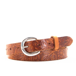Ceinture en cuir pleine fleur de 2,5 cm (1 po.) | Ceinture fine classique en relief | Ceinture beige faite main de 25 mm
