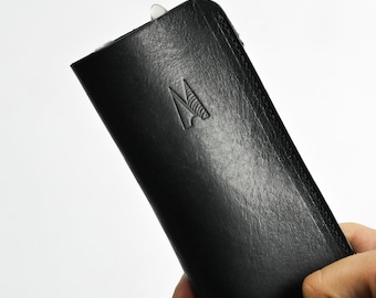 Handmade Black Leather Glasses Case, Full Grain Italian Veg Tan Slim Sunglasses Sleeve