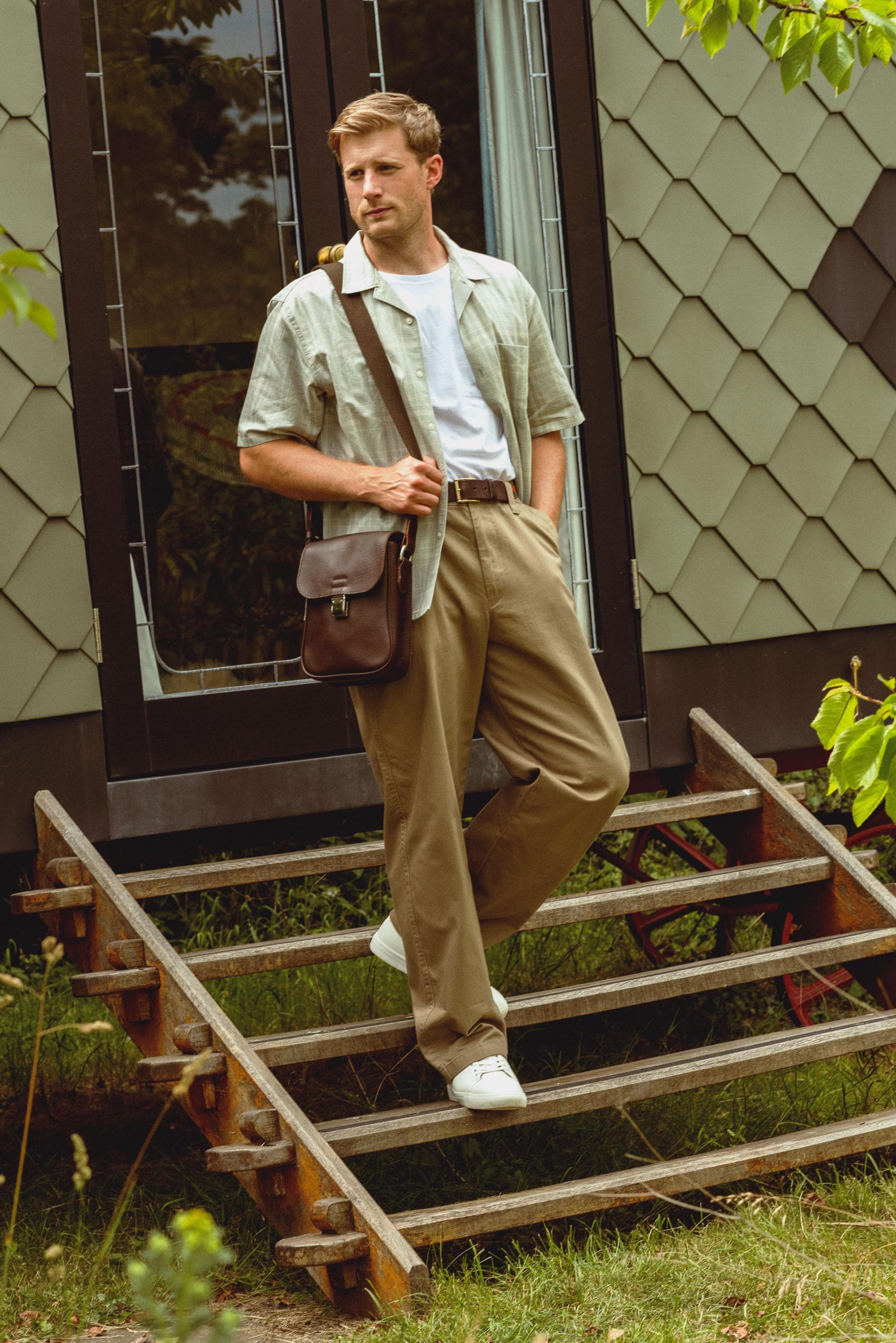 Handmade Brown Leather Messenger Bag, Italian Vegetable Tanned 