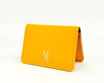 Tarjetero de piel amarilla // Billetera de piel hecha a mano // Tarjetero fino // Billetera de piel para viajes // Personalizada
