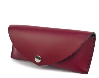 Red Valentino Leather Sunglasses Case. Unisex L Valentino Leather Eyeglasses Sunglasses Case with Box Bag  main image 2