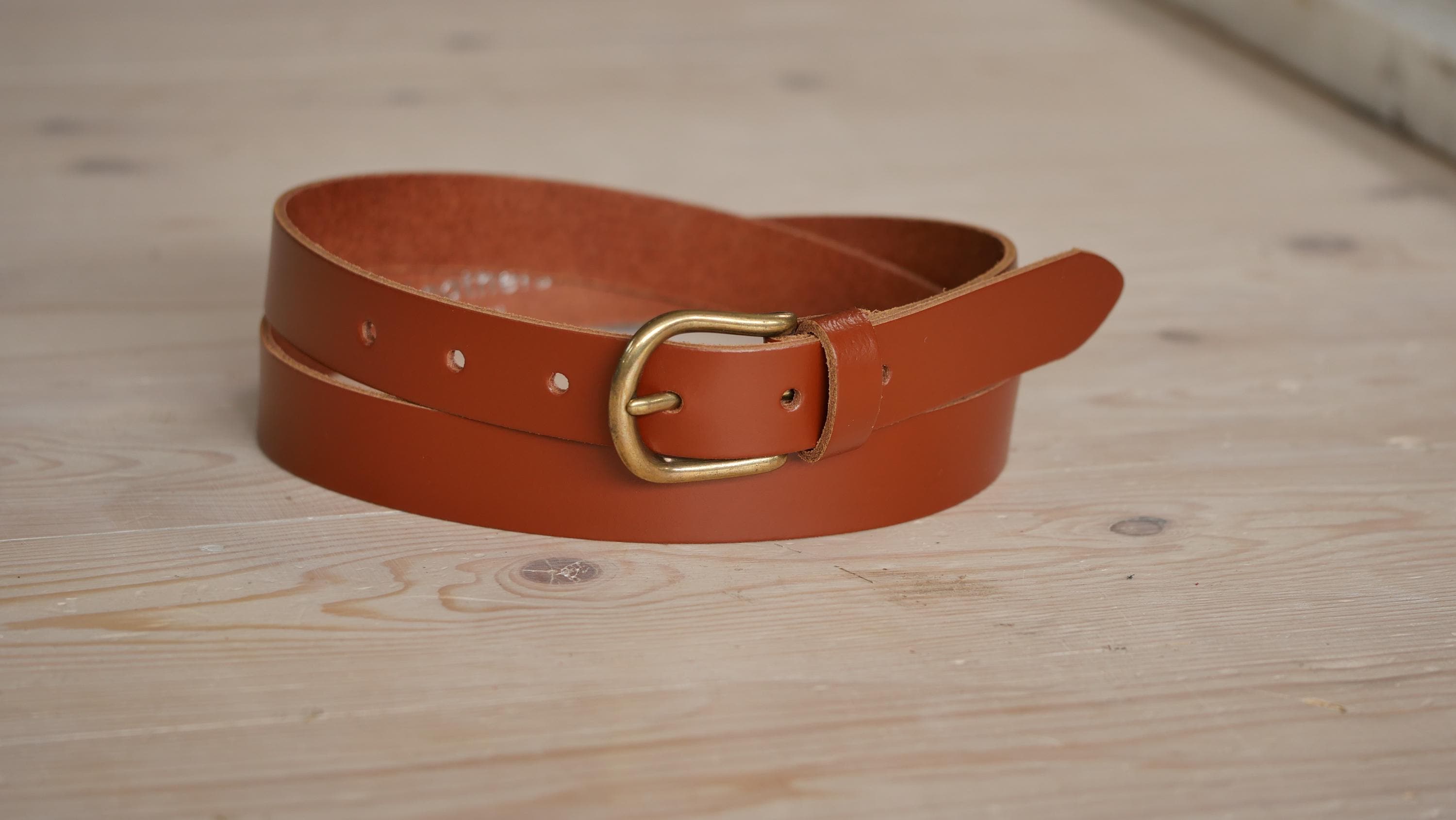 Tan Genuine Leather Belt Gold Buckle Made In The USA Unique casual S/M Men main image 2