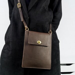 Brown Handmade Shoulder Bag, Vegetable Tanned Medium Turn lock Crossbody