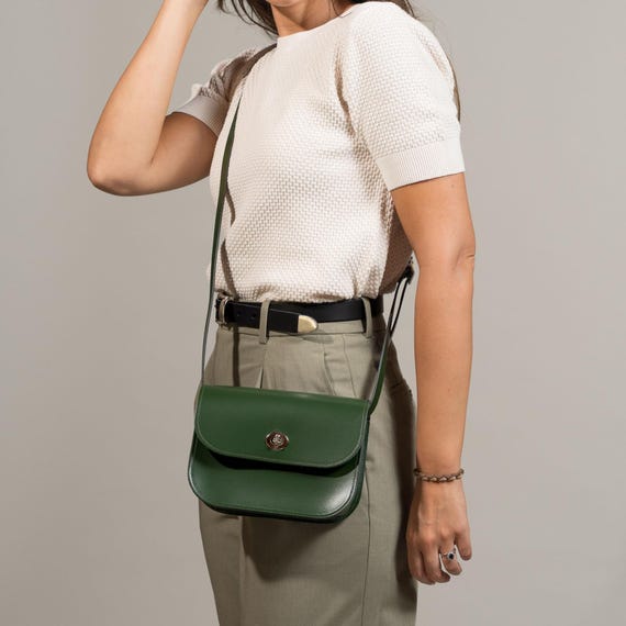 Borsa a tracolla in pelle verde / Borsa da donna piccola / Borsa a mano in pelle / Borsa in pelle artigianale / Borsa a mano numero 1 - Italia