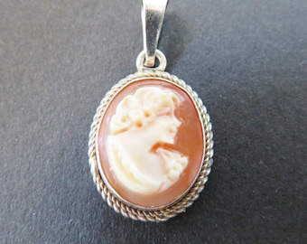 Vintage Silver & Shell Cameo Pendant, Pretty Carved Shell