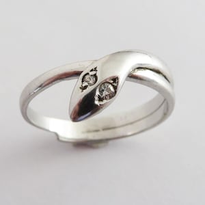Vintage Sterling Silver Snake Ring with Sparkly Eyes, Size M