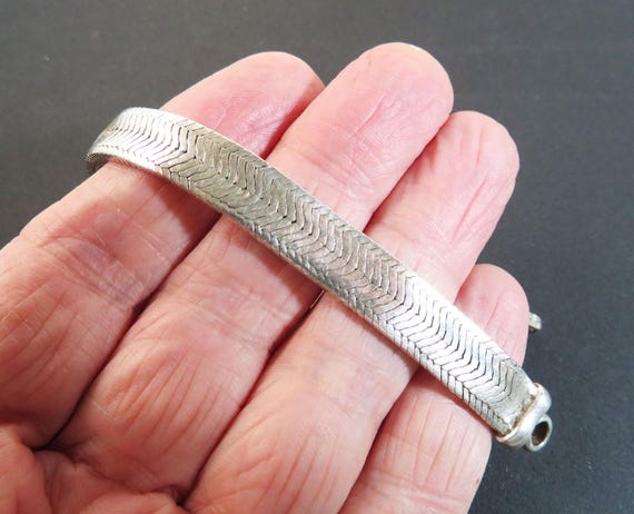 Attractive Solid Silver Herringbone Bracelet - image 5