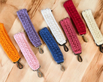 Crochet Wristlet Keychain Handmade, Colorful Crochet Keychain, Handmade Wristlet for Keys, Handmade Crochet Lanyard Wristlet Keychain Fob