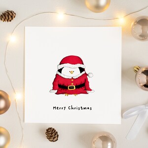 Tarjeta de Navidad con pingüino de Papá Noel, divertidas tarjetas navideñas con animales para él y para ella, tarjeta de felicitación navideña con pingüino, divertidas tarjetas navideñas dibujadas a mano en el Reino Unido