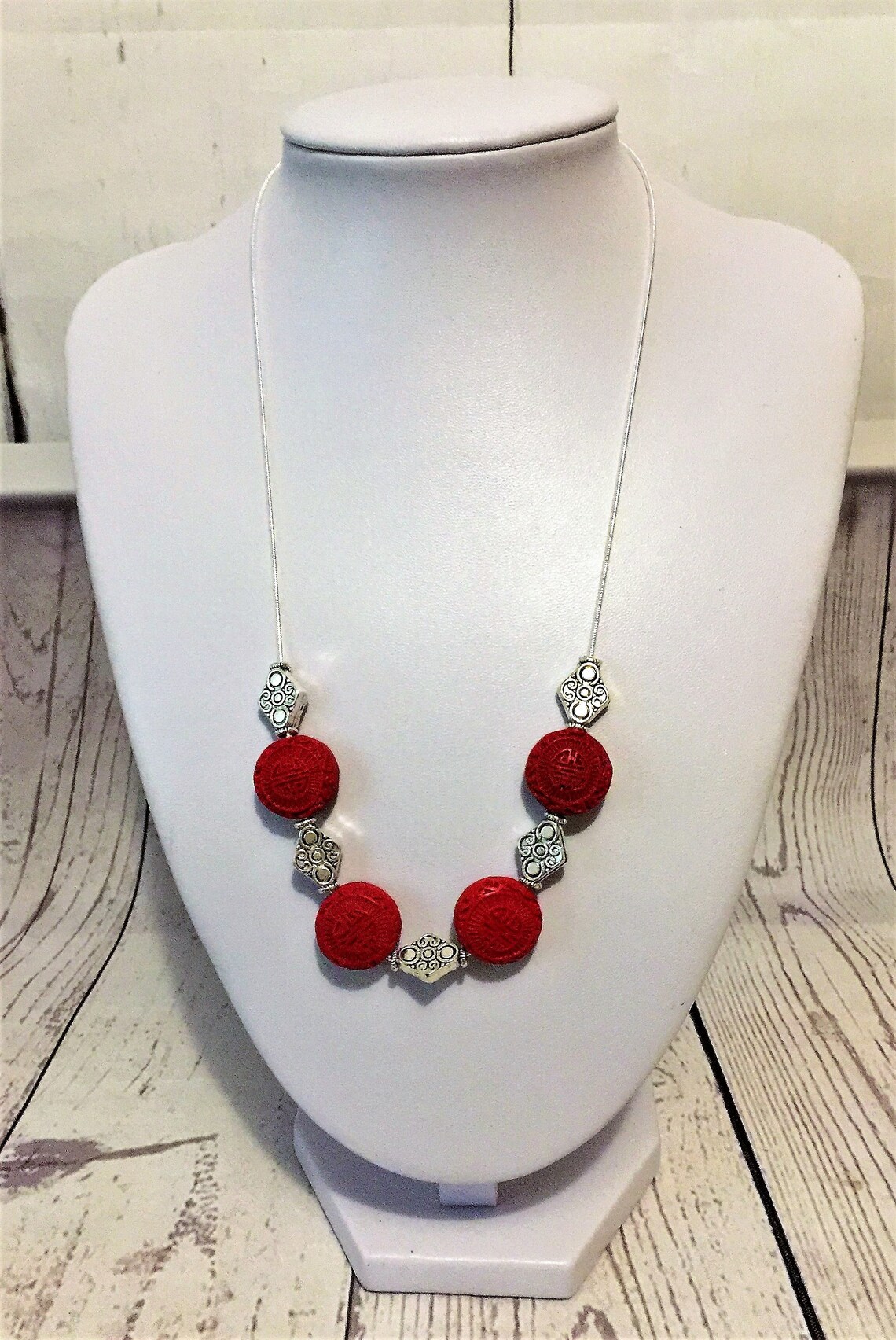 WreGmgg Collar De UñAs De Cuero Rojo Suave Multifuncional para