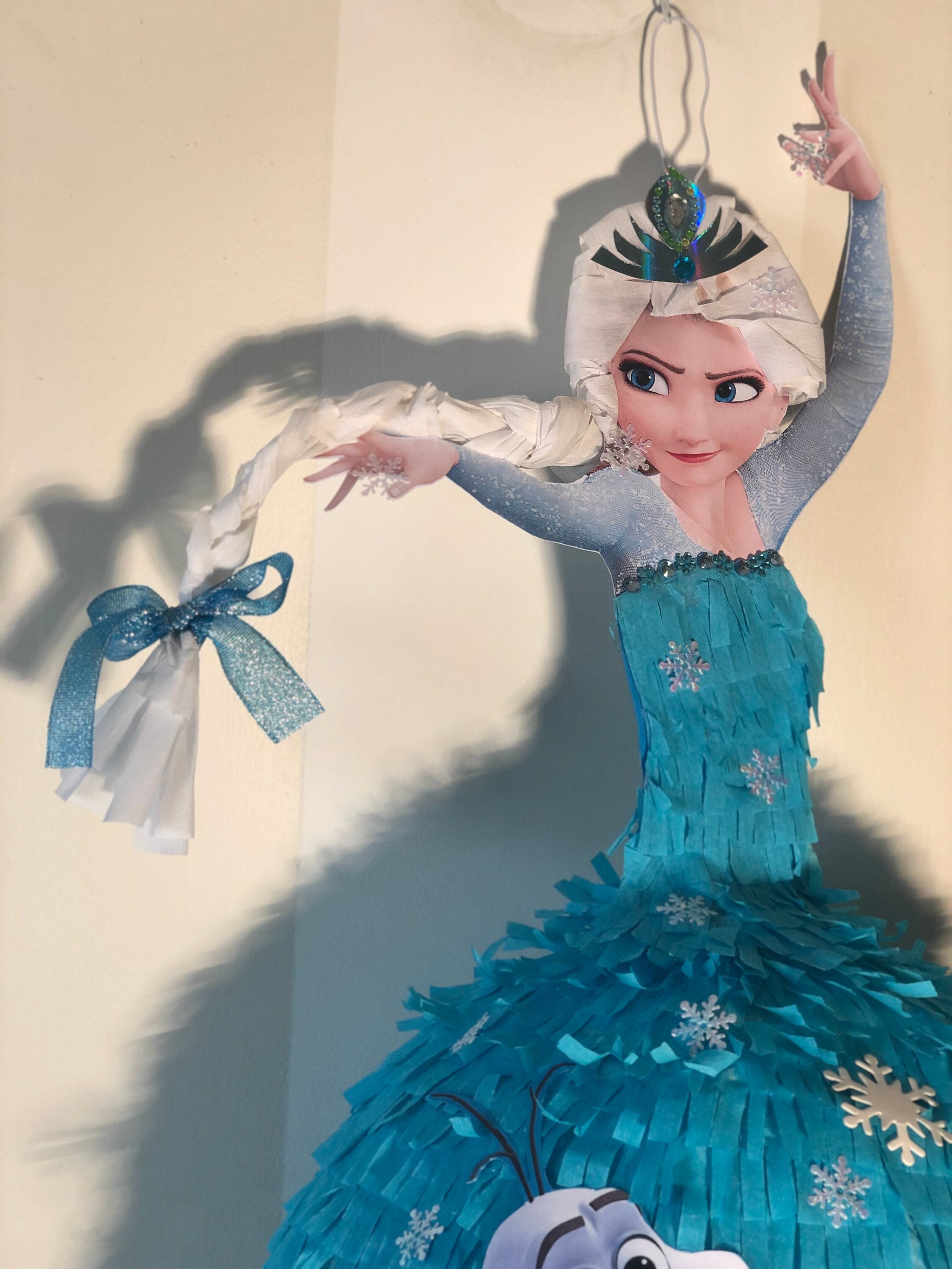 Frozen pinata best sale